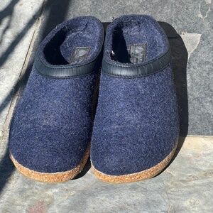 Haflinger Women’s Grizzly Clogs Captain’s Blue Navy 39